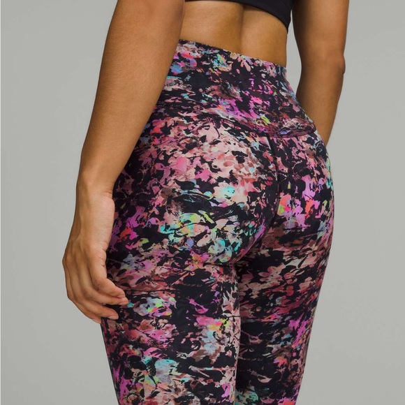 Vibrant Floral Women's Leggings - Picture 3 of 7